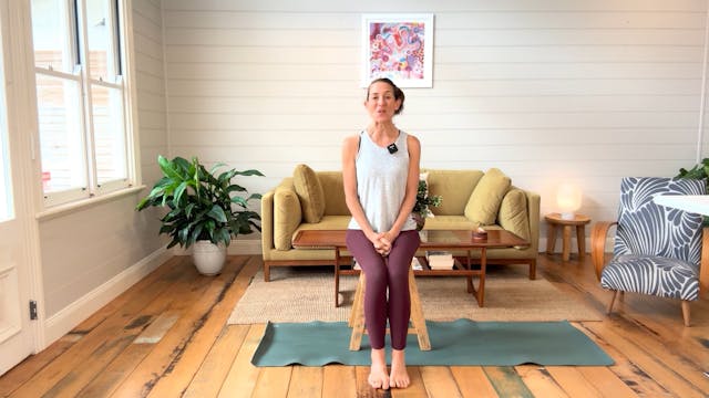 Chair Flow: Yoga Moves Without Leavin...