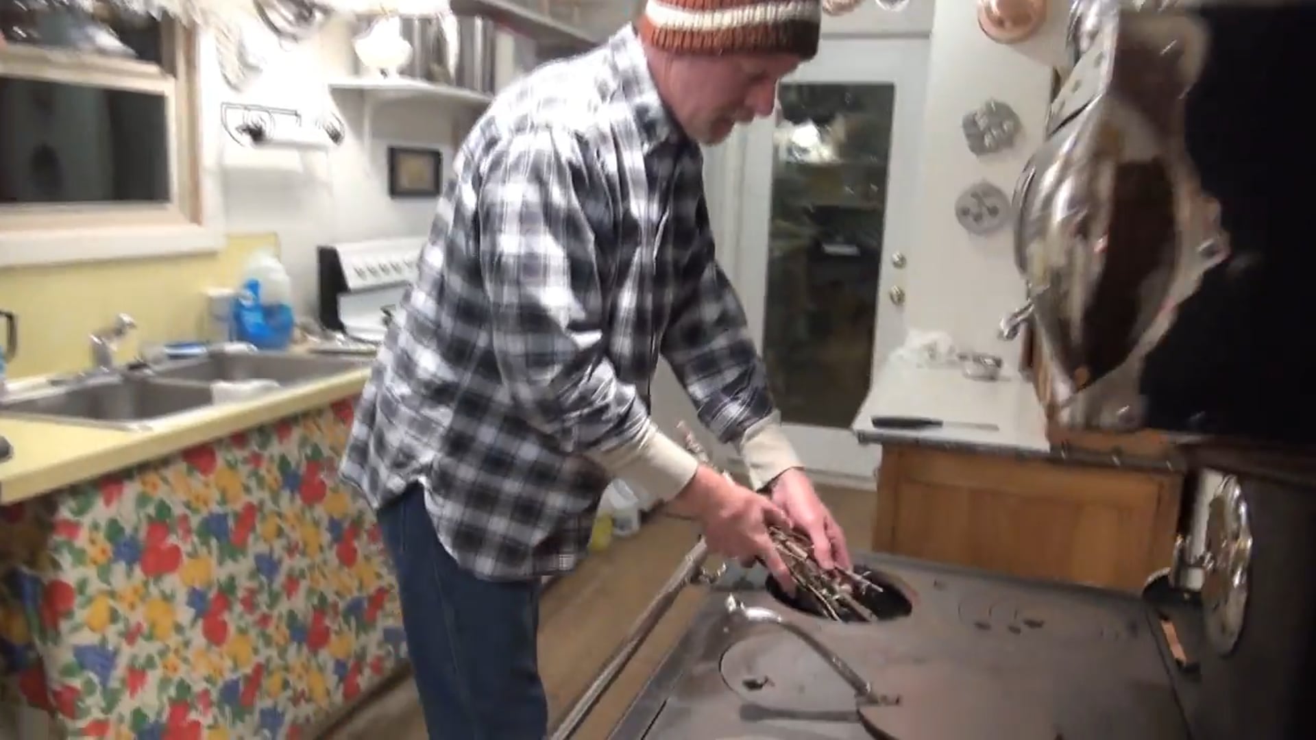 Cooking With Maude (2016) Pilot