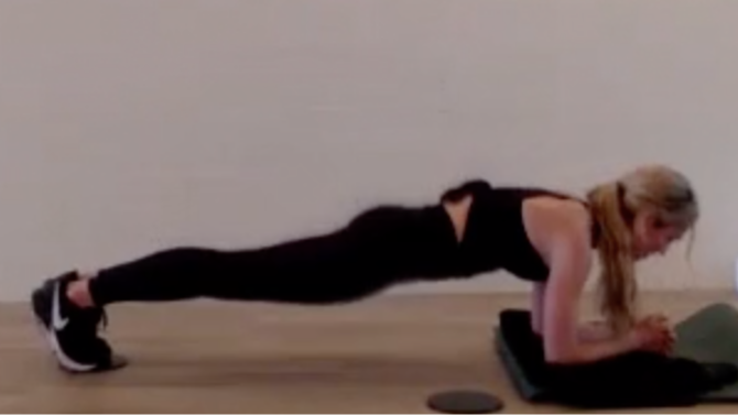 LIVE 2 - Cardio + Circuits