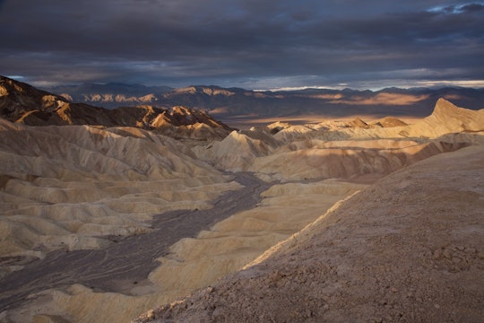 Death Valley California (music by Steven Halpern)