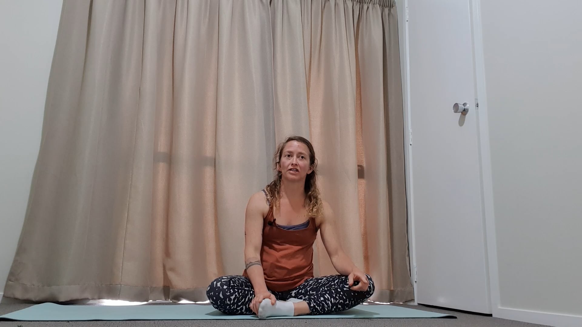 Int-Adv Series Leg Pull Front and Back Transition 3