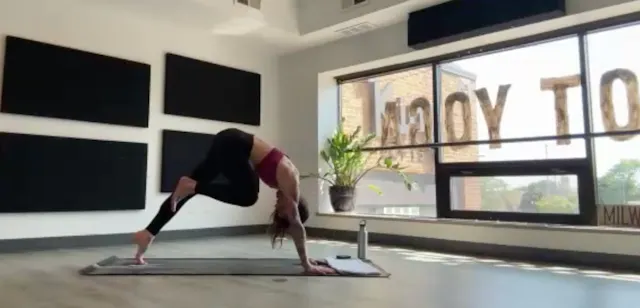 45 min Power Yoga w/Robyn 9/8/25