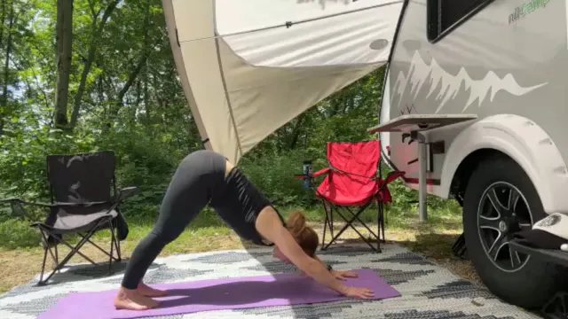 30 min Vinyasa Flow w/Sarah (Camping!)
