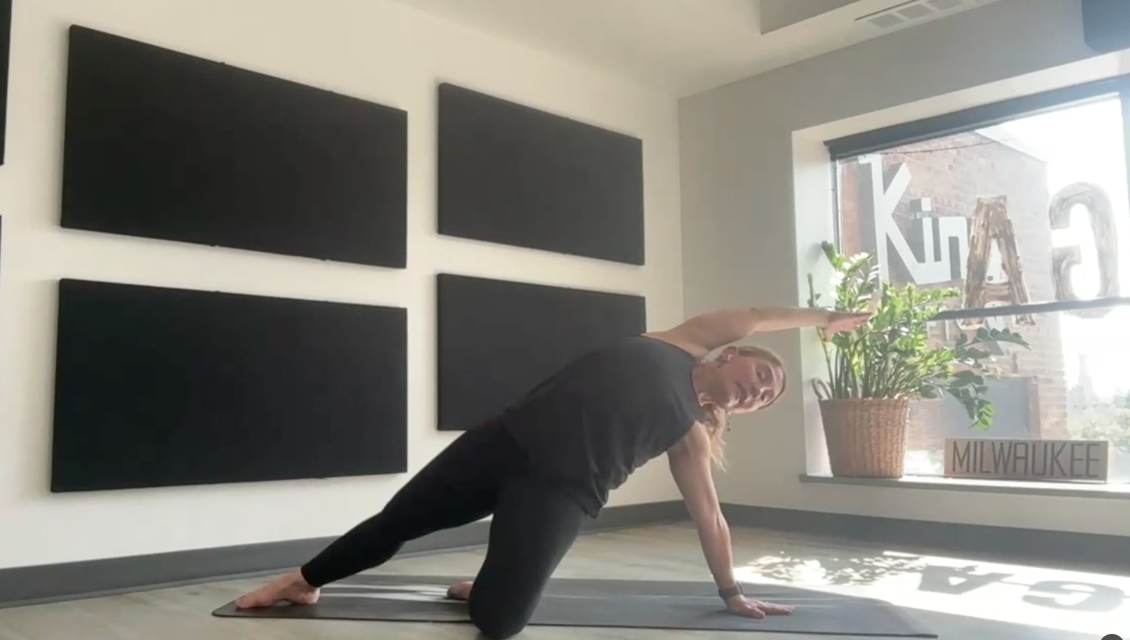 45 min Vinyasa Flow w/Sarah Hip Flexors! 9/2/26
