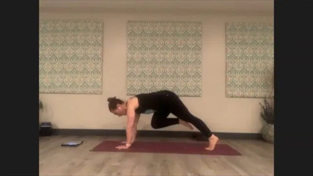 12/3/20 - Sarah - Vinyasa Flow