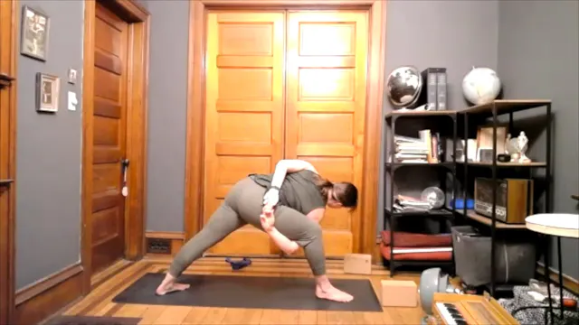 4/3/21 - Anna A  - Vinyasa Flow