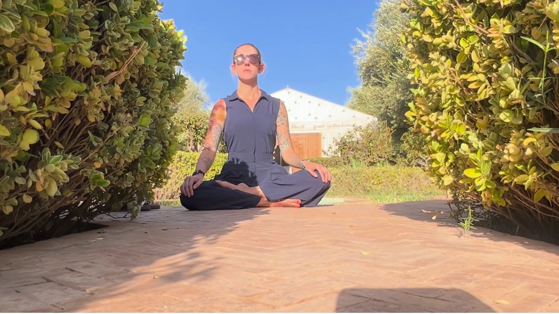 10 min Sound Meditation in Marrakech w/Bethany
