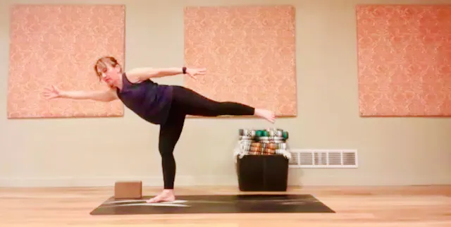 45 min Vinyasa Flow w/Sarah (Swimming!) 6/19/25