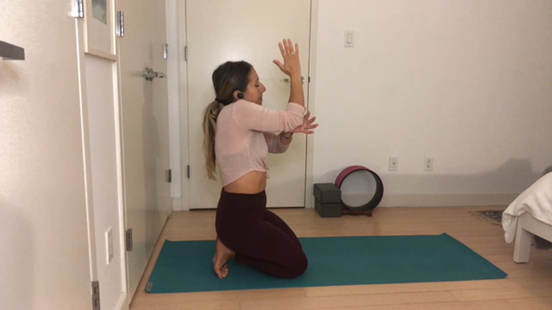 Flight School: Headstand Prep - 45 min - Anna F.