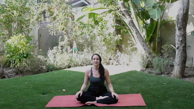 Neck & Shoulders Yoga - 45 min - Lara S.