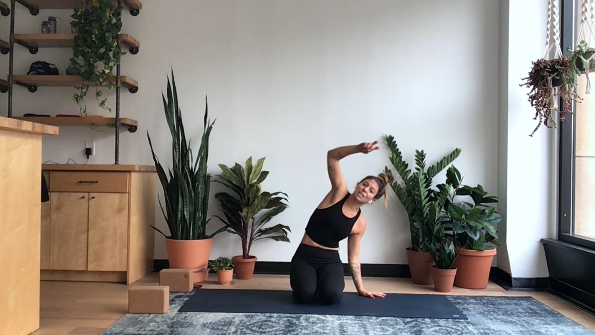 Oblique Flow - 20 min - Liz M.