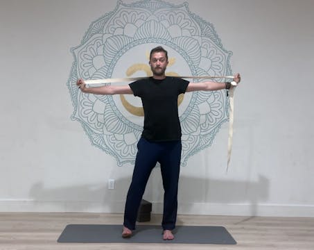 Flow with Straps - 35 min - Ethan S.