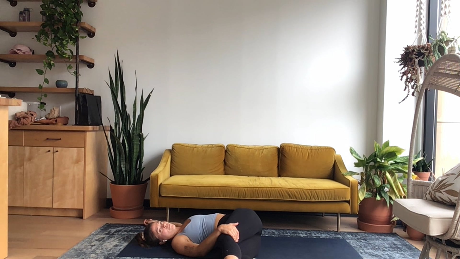 Around The World - 60 min - Liz M.