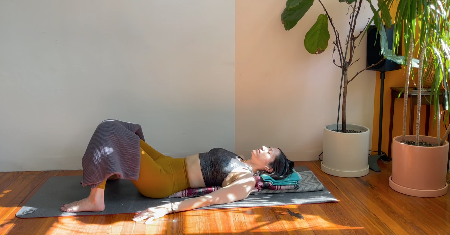 Relaxing Restorative Flow - 35 min - Libby N. 