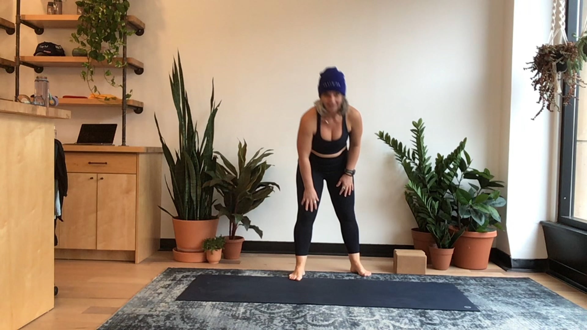 Upward Facing Dog - 15 min - Sigrid P.