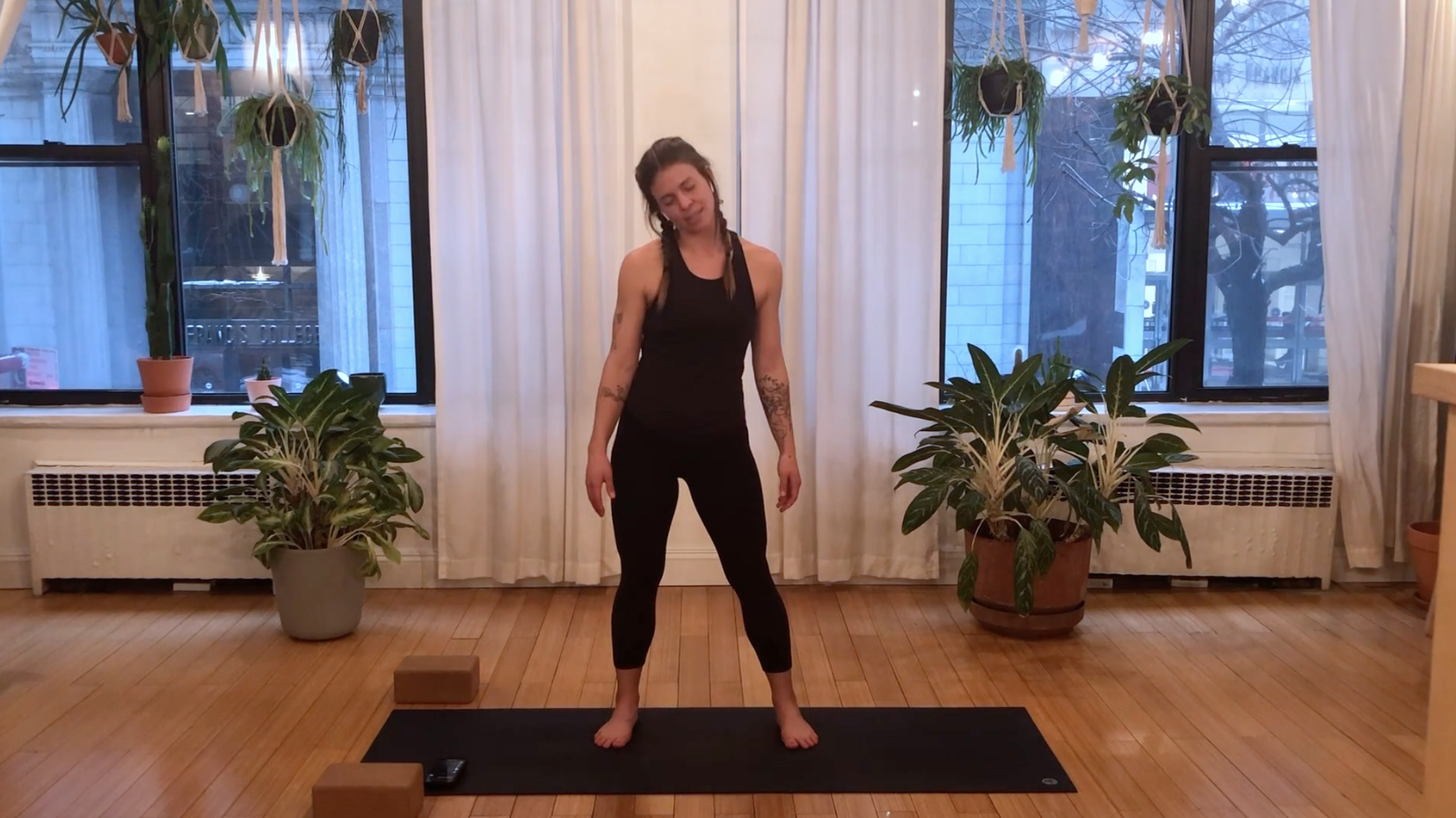 Yoga To Move Your Emotions - 45 min - Liz M.
