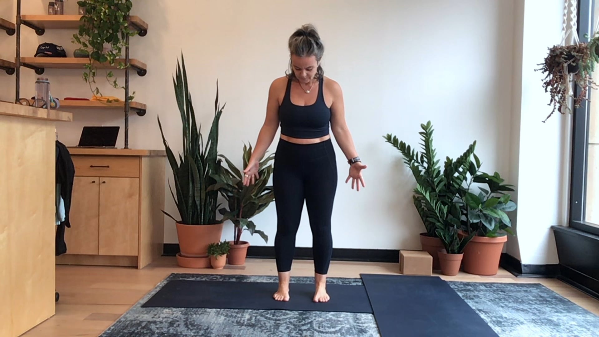 Chair & Chair Twist - 15 min - Sigrid P.