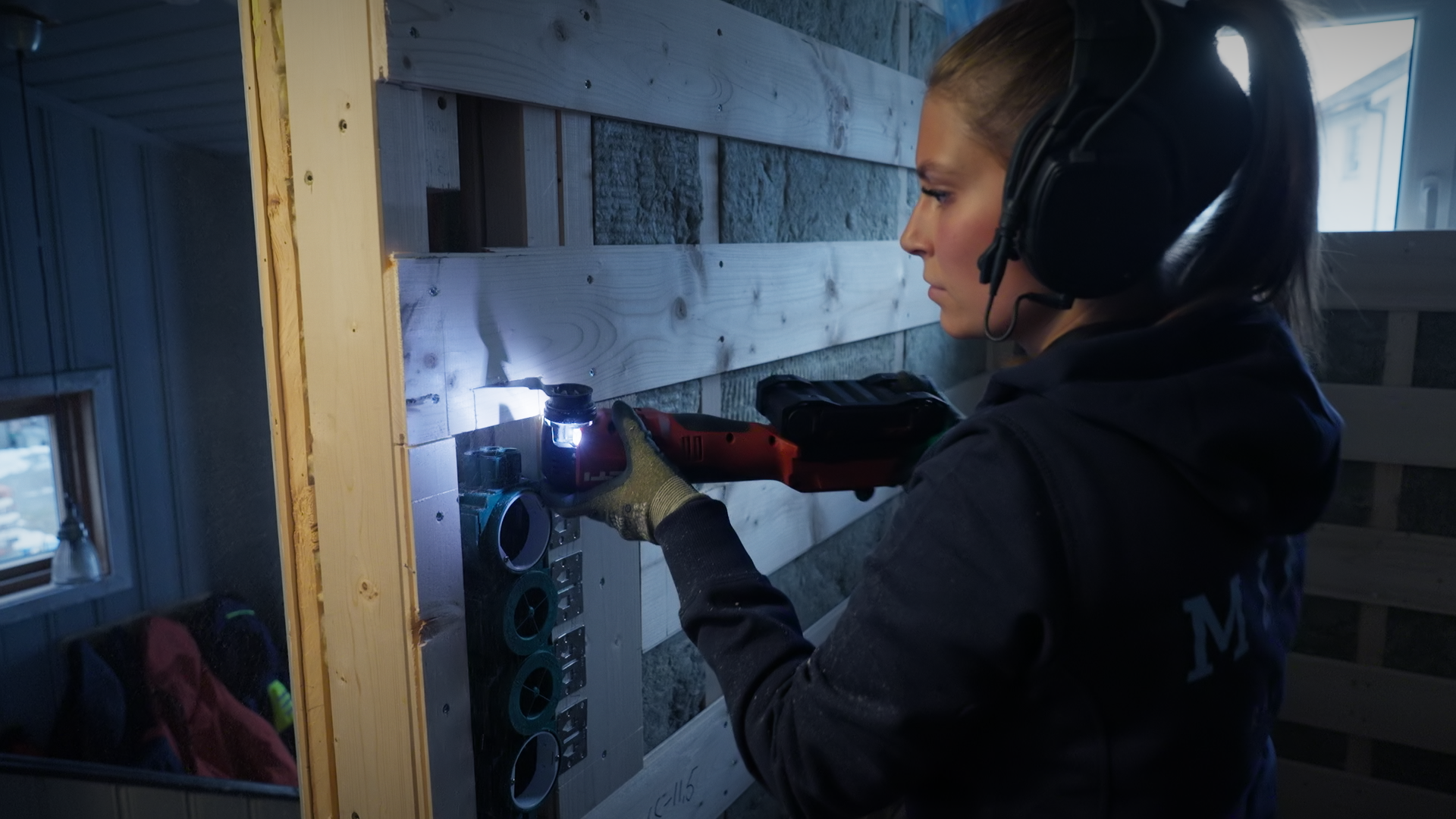 Elektrikerne Sesong 1 Episode 6