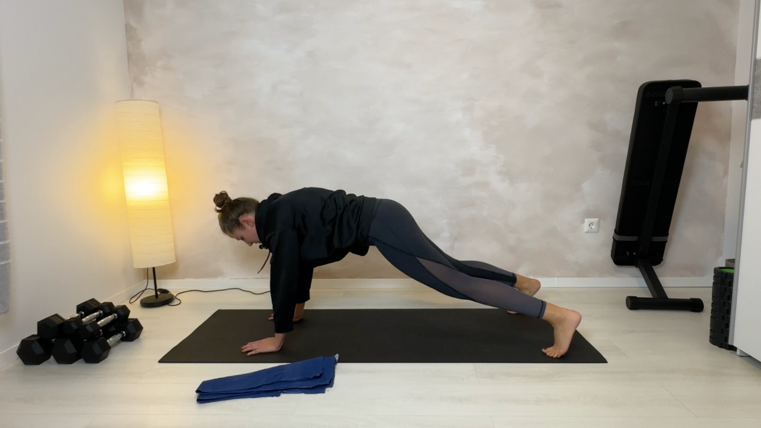 45 MIN - HIIT - FULL BODY I SAJÁT TESTSÚLY