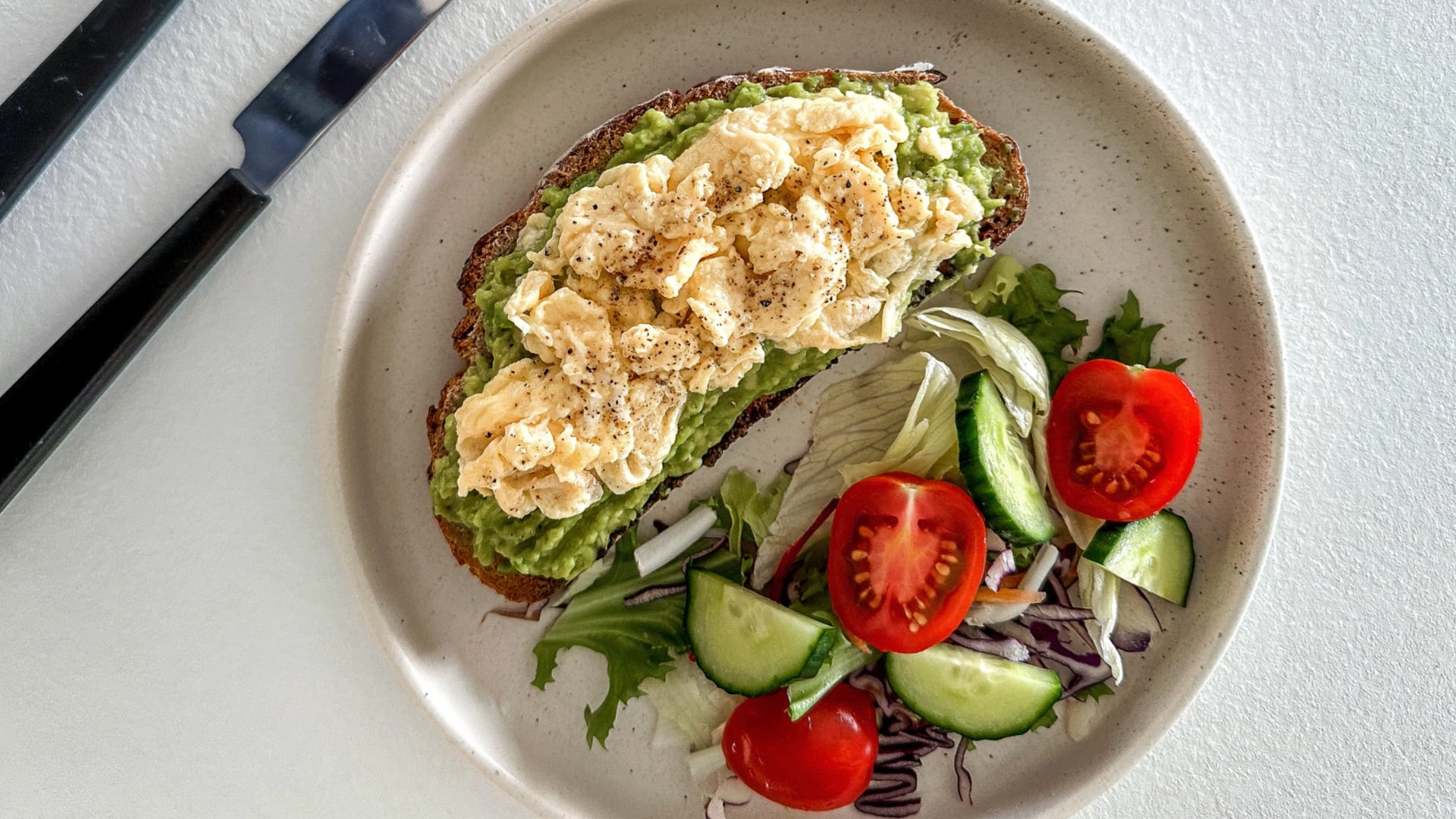 TOJÁSOS AVOCADO TOAST