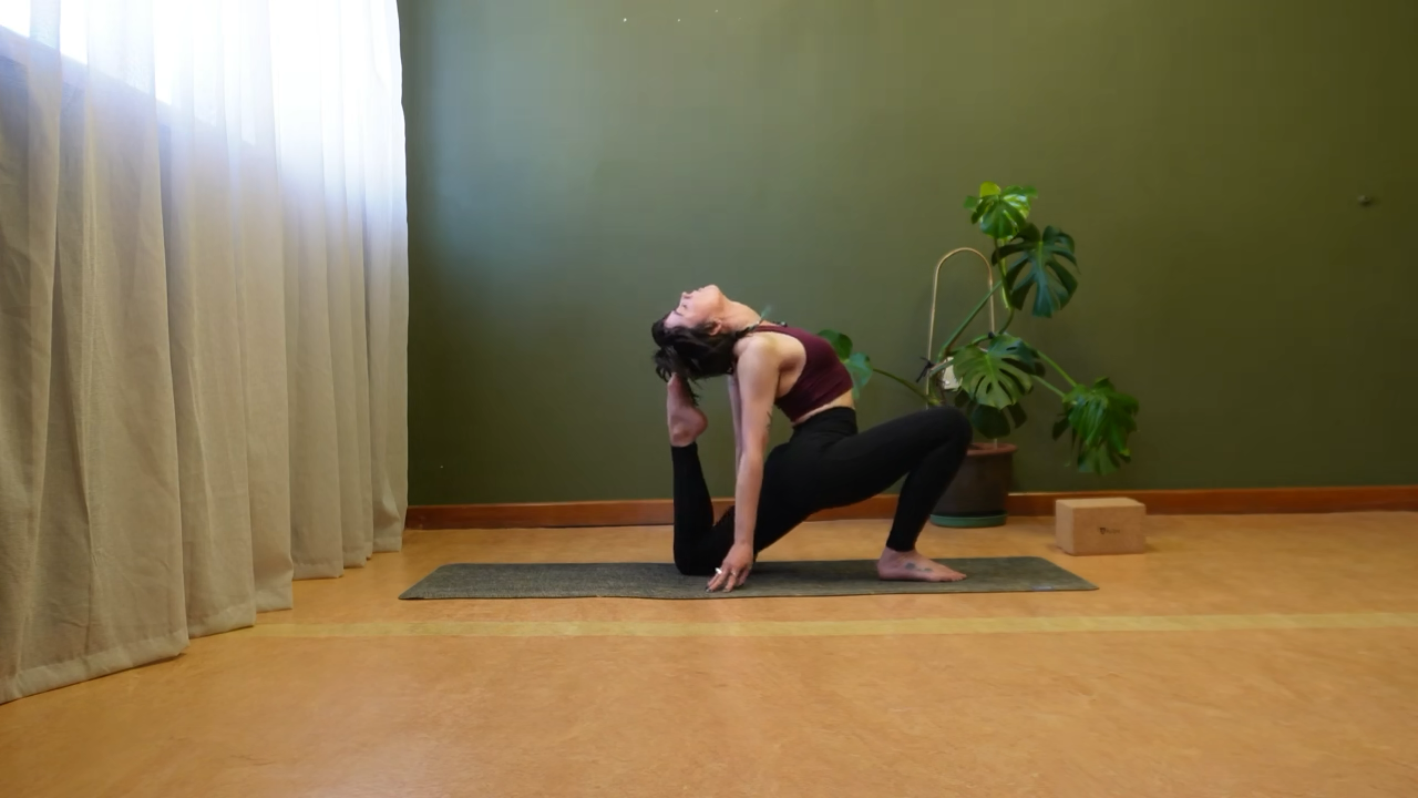 Backbends- Anjaneyasana (lunge) backbends