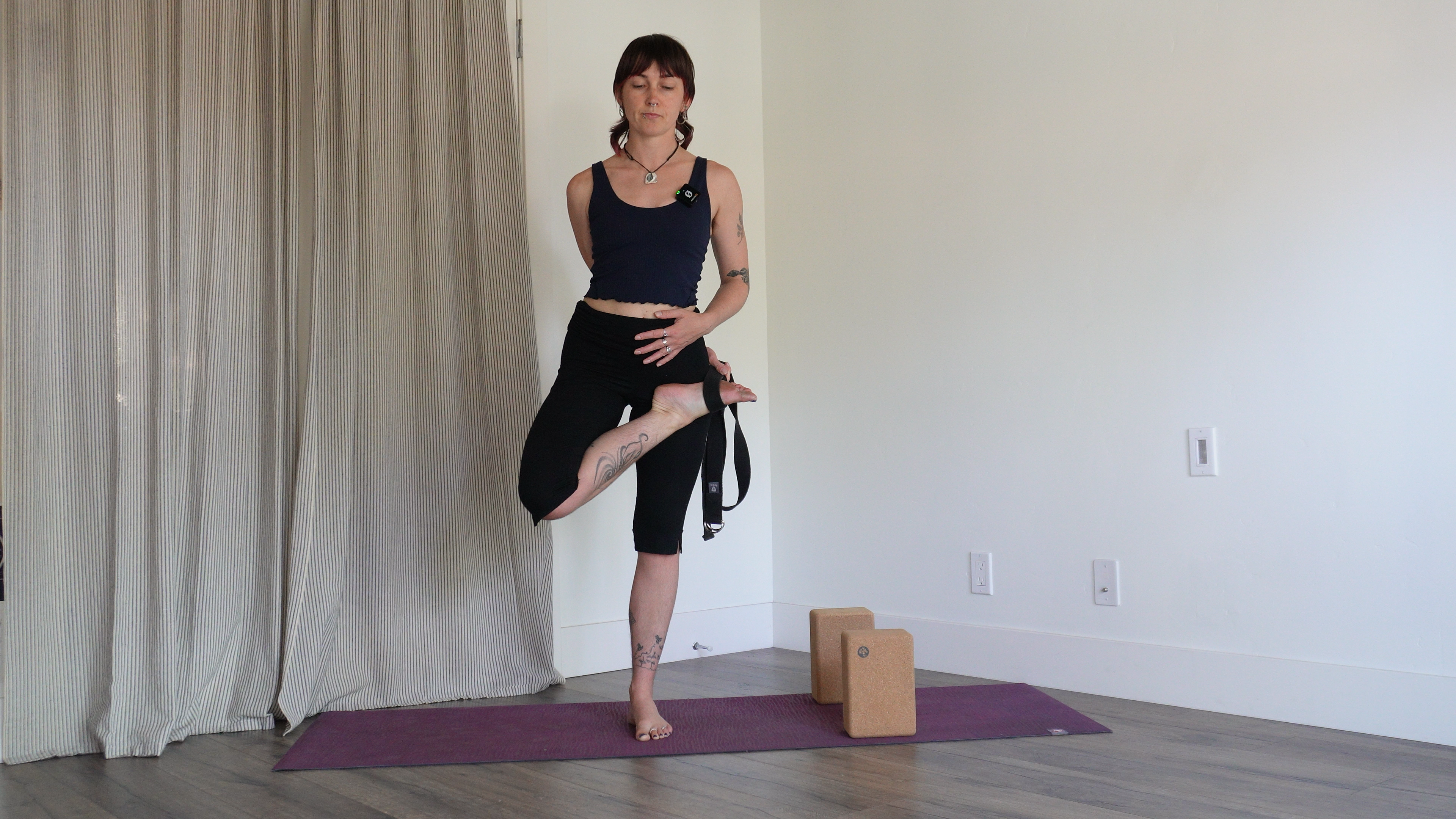 Ardha Baddha Padmottanasana (half lotus standing forward bend) tutorial