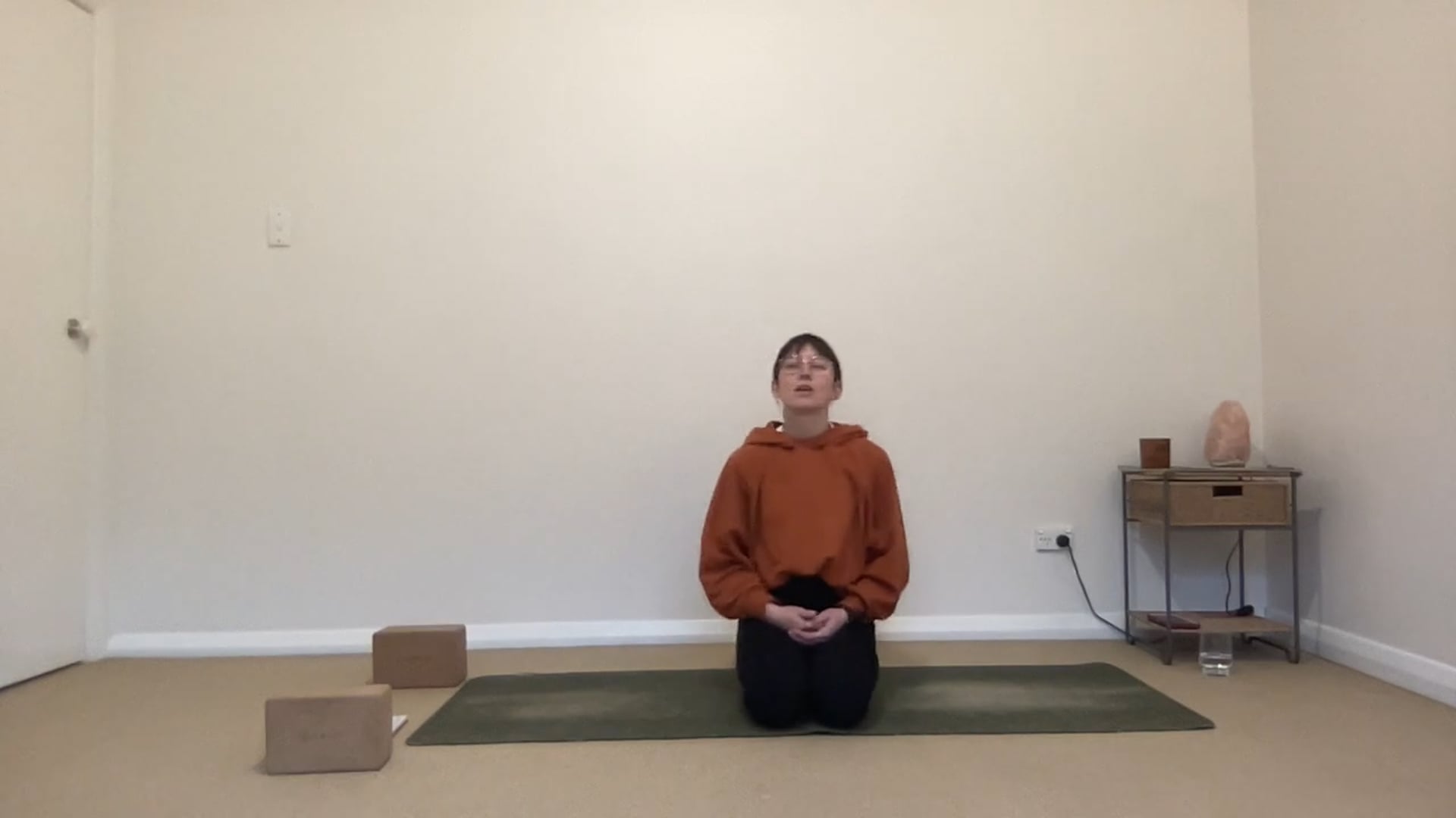 75 minute Core Vinyasa flow