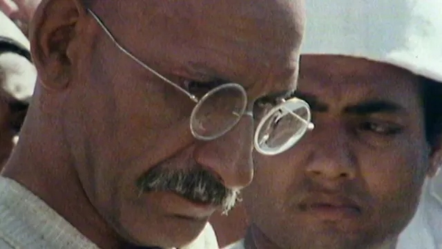 Gandhi - 2: The Rise to Fame