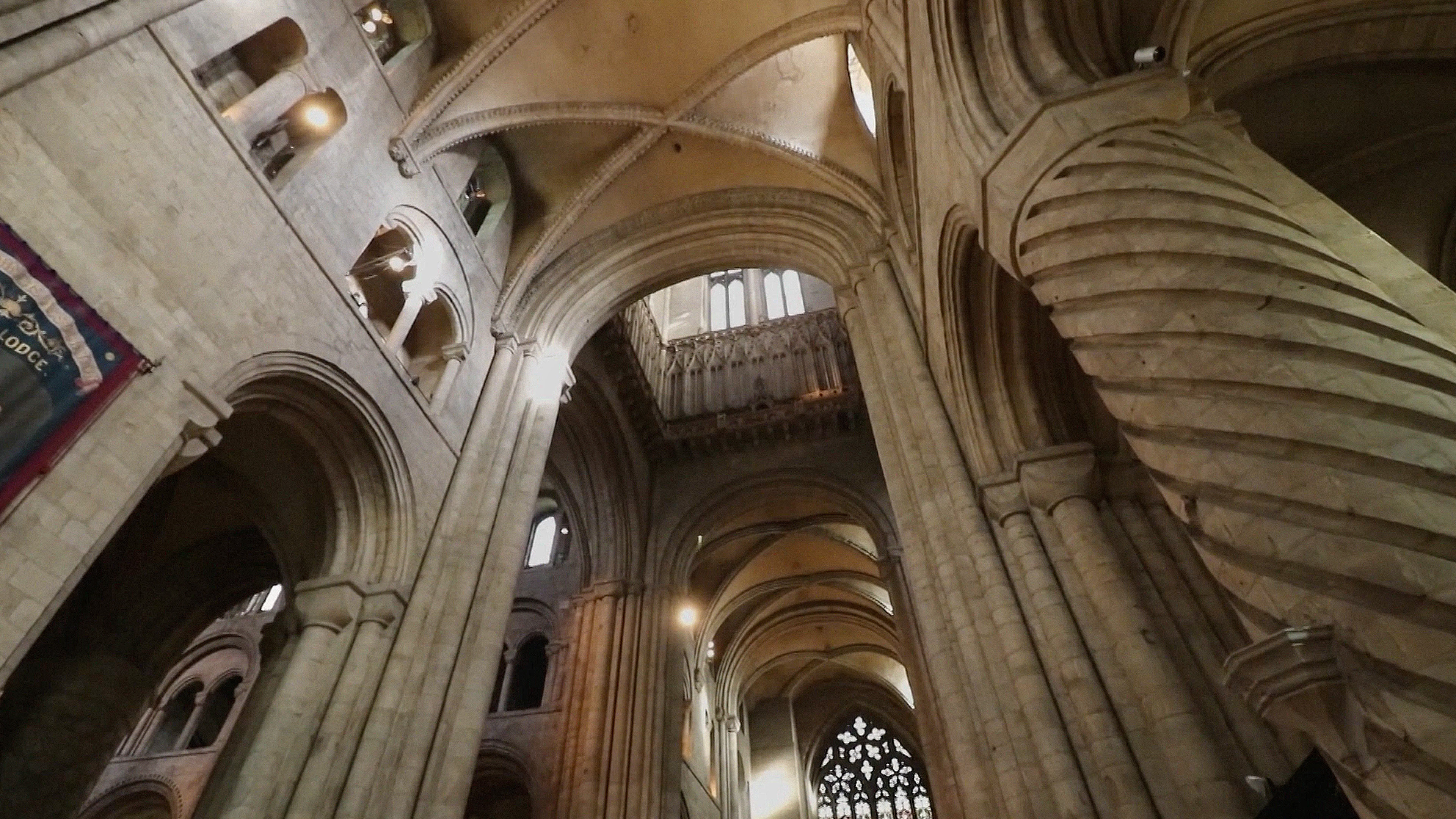 Britain's Great Cathedrals 1.2