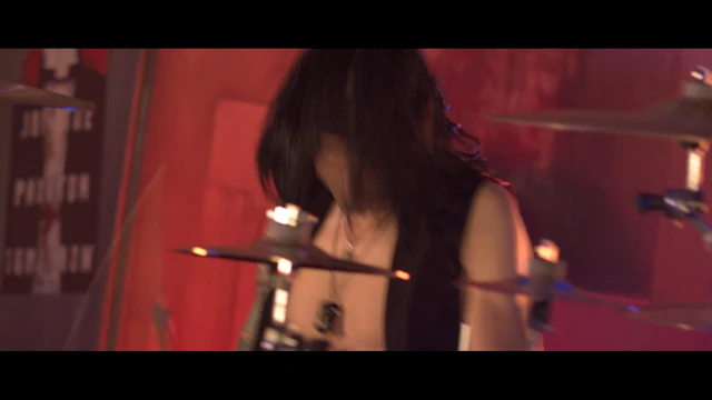 BVB_SCARLET_CROSS_MASTER