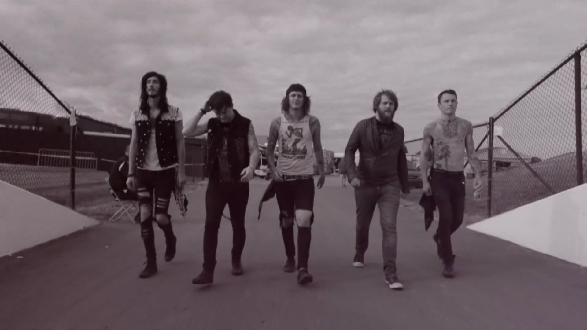 Asking Alexandria - Moving On