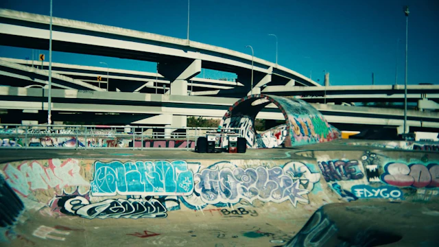 Knocked Loose - Hive Mind (ft. Denzel Curry)