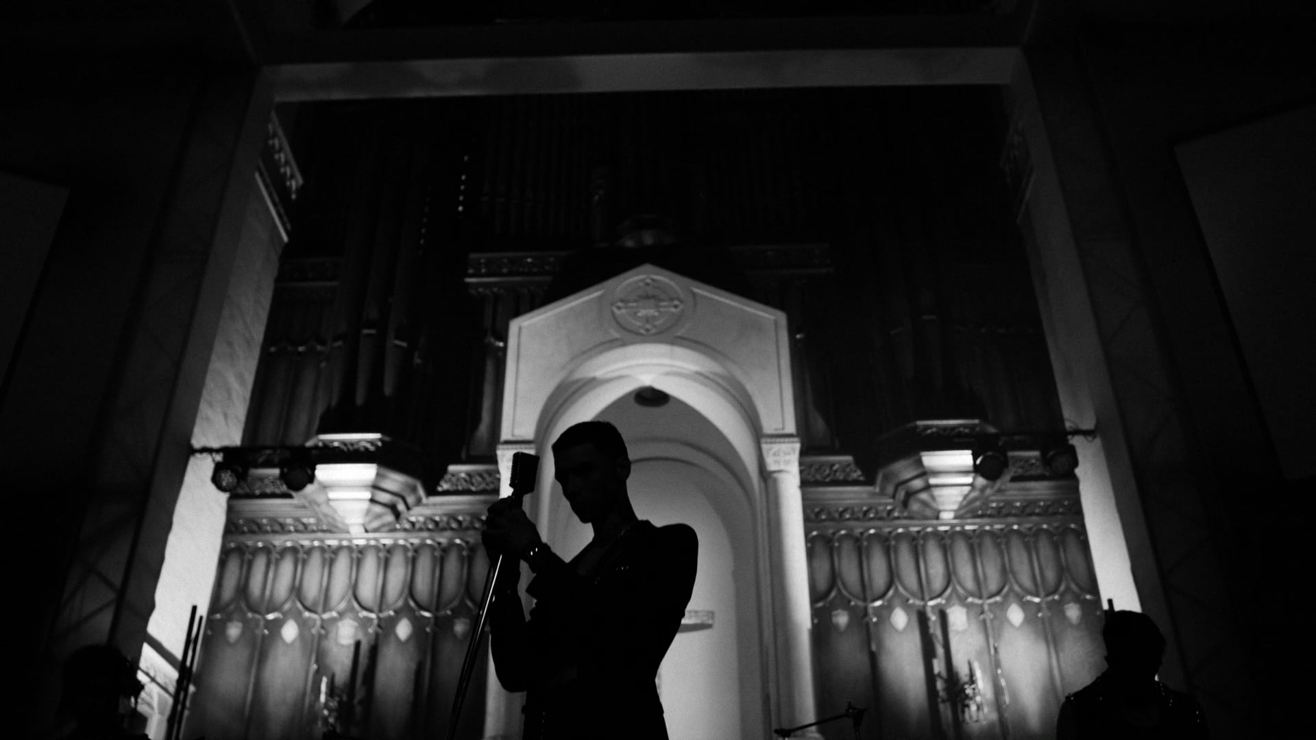 BLACK VEIL BRIDES – Saviour II (Official Music Video)