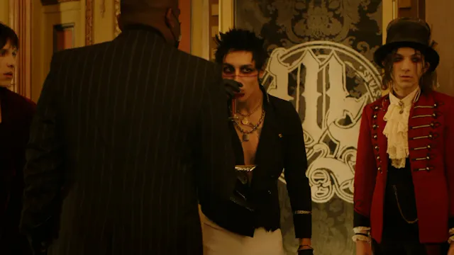 Palaye Royale - Hang On To Yourself