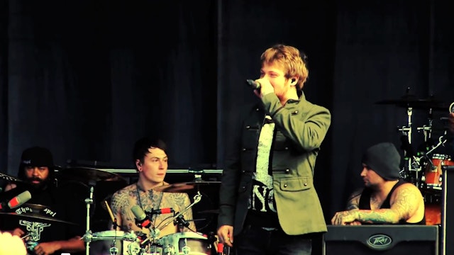 Asking Alexandria - Not The American Average