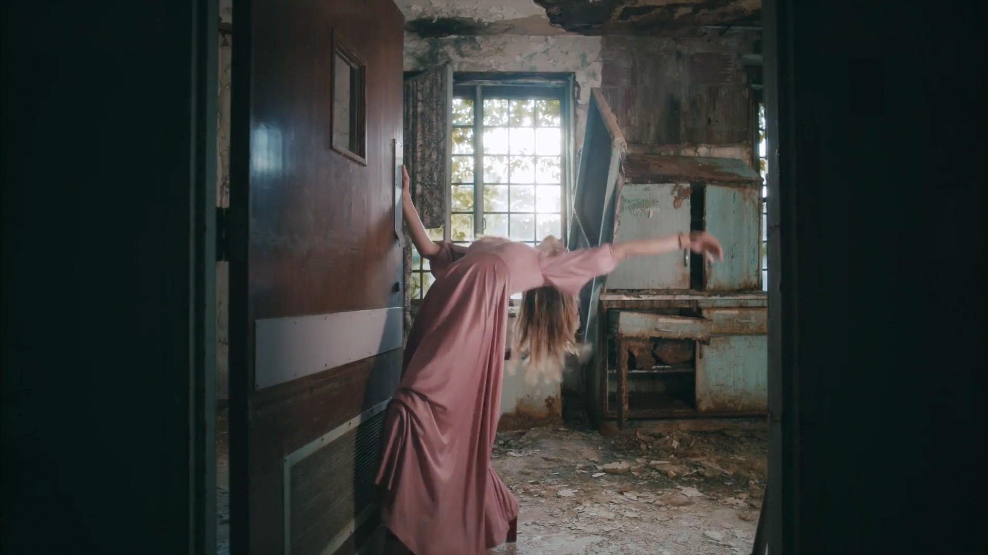 Margo Price - Letting Me Down (Downer Version)