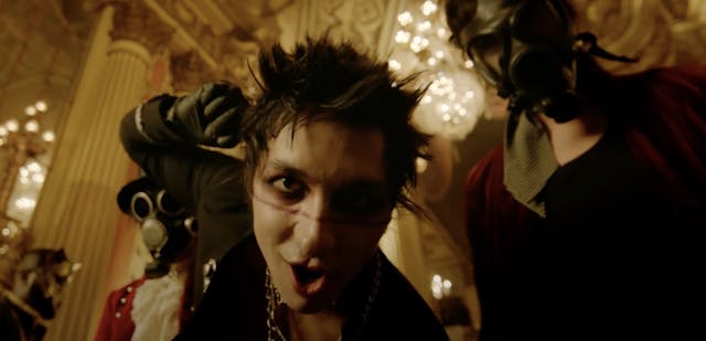 Hang On To Yourself (Official Music V...