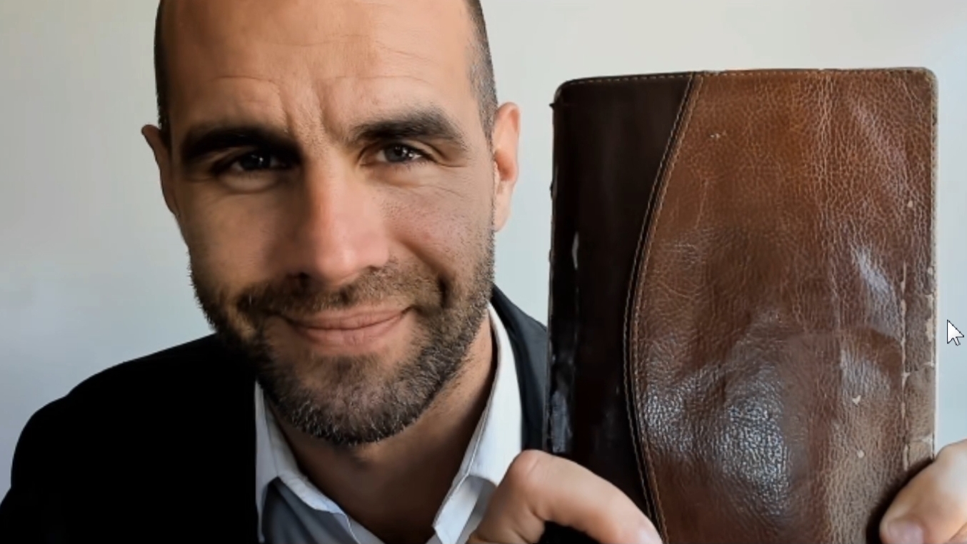 E-SWORD APP 2: Read/listen, search/copy words, bookmark, highlight, add notes.