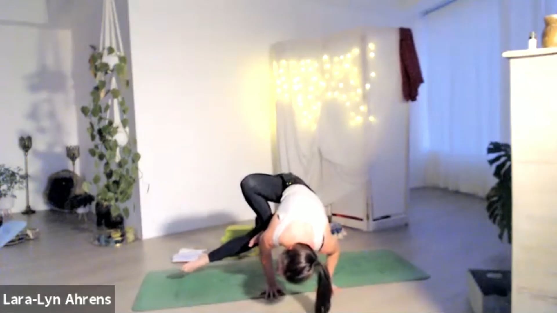 Twist to Open - 20211019