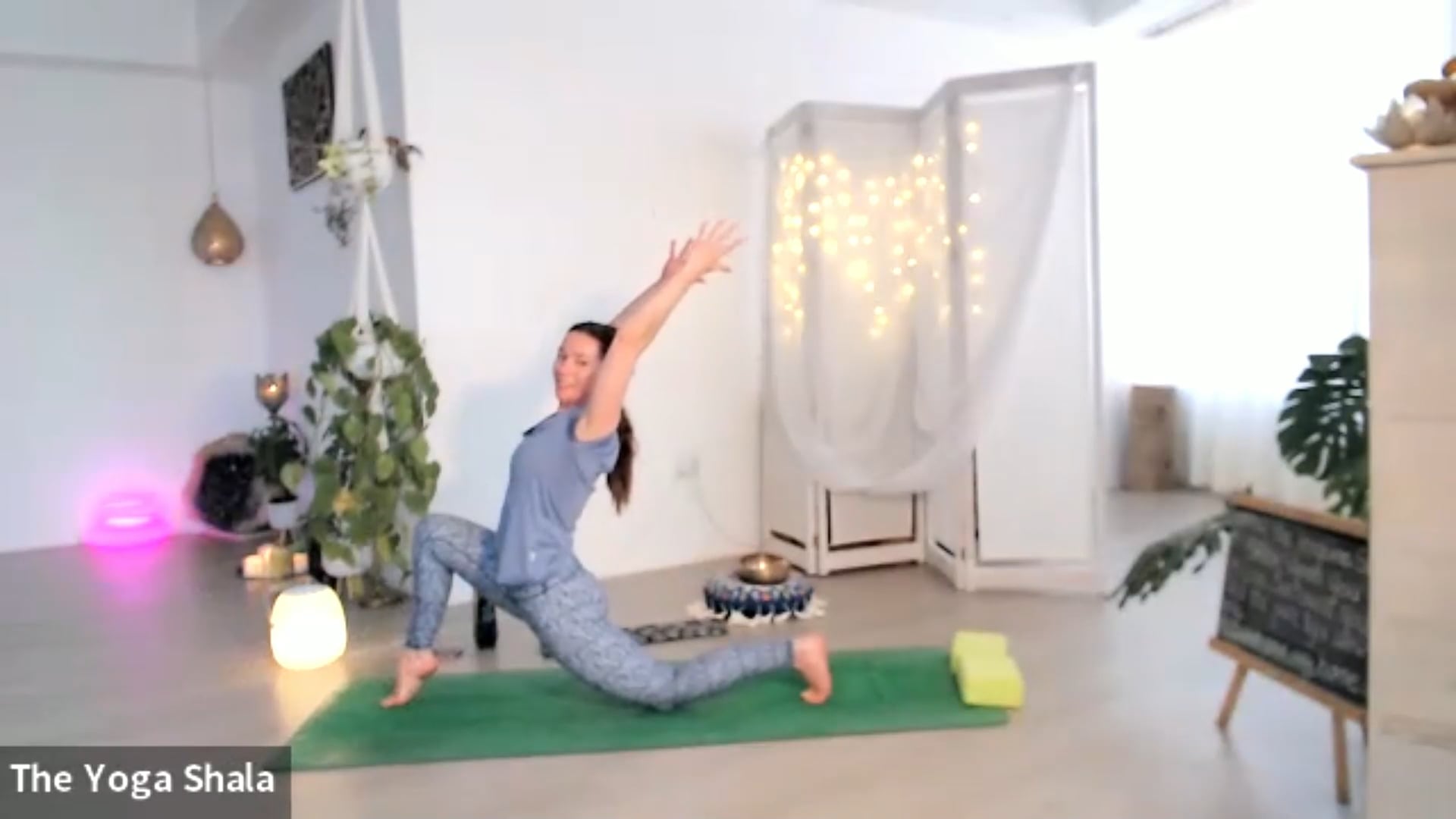 Vinyasa - Inner Smile :) From the Feet Up - 20220817