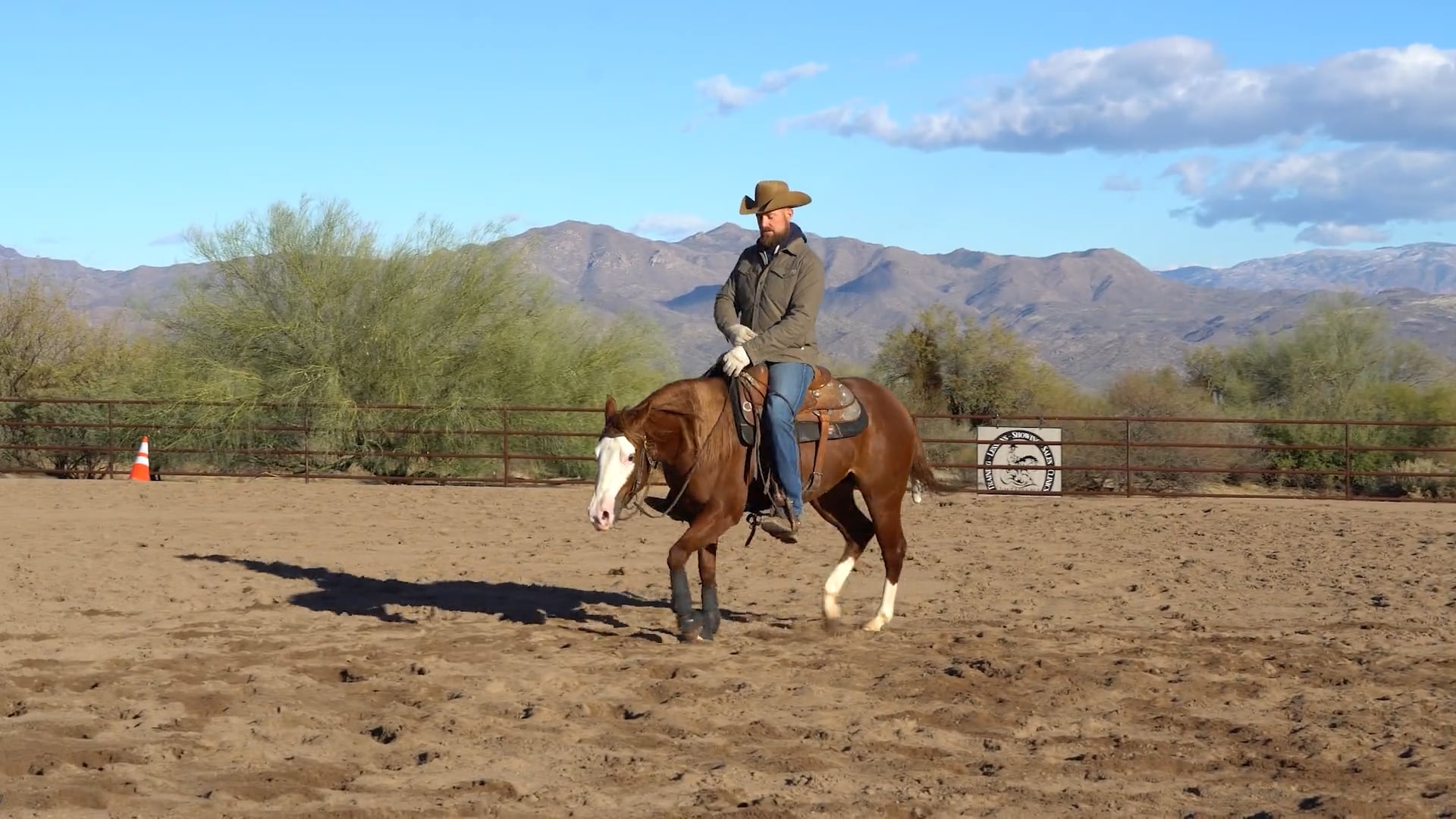 Episode 1: Getting a Horse to Relax when Loping Off