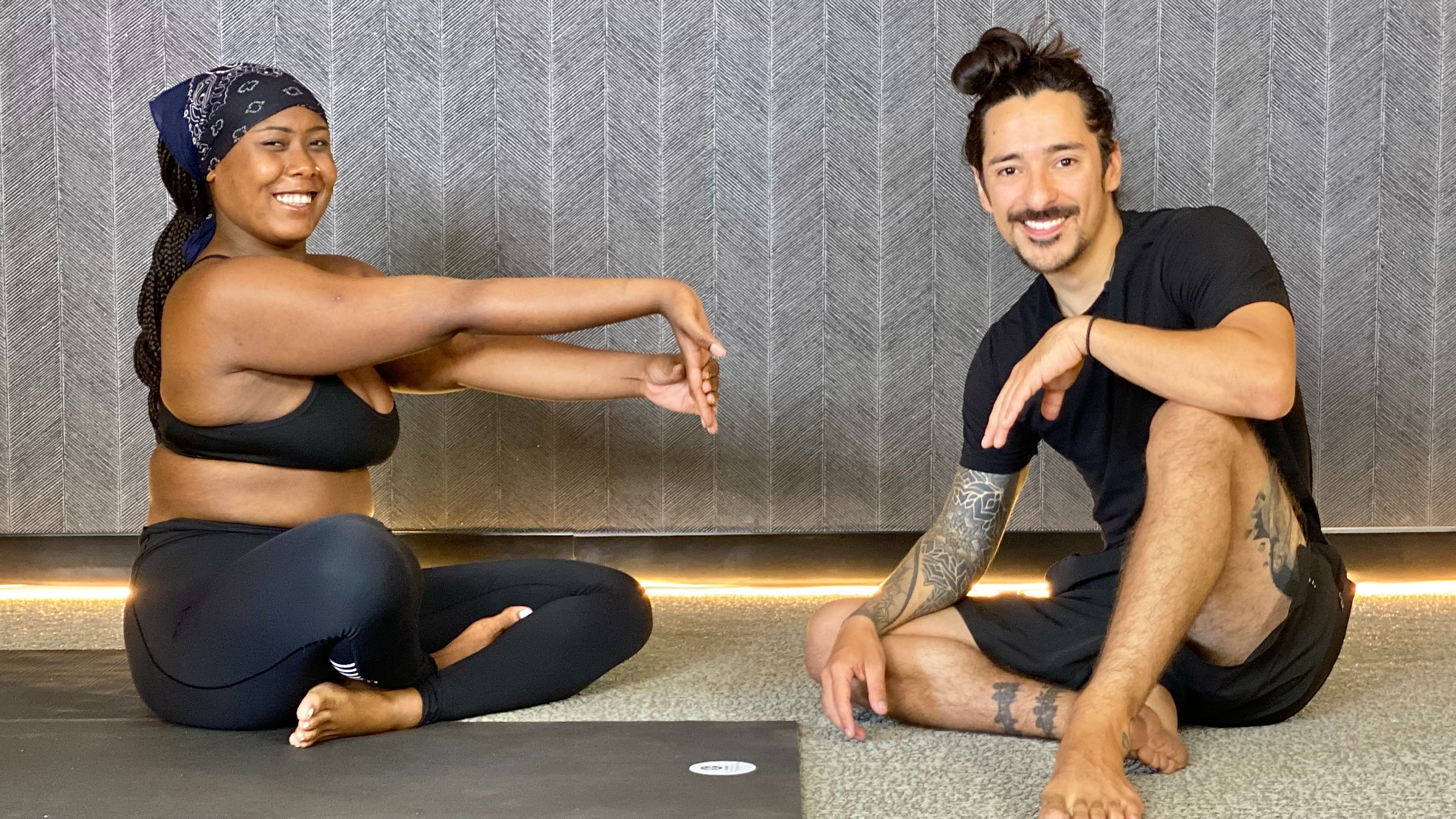 5-Min Toe and Wrist Stretch with Derik E