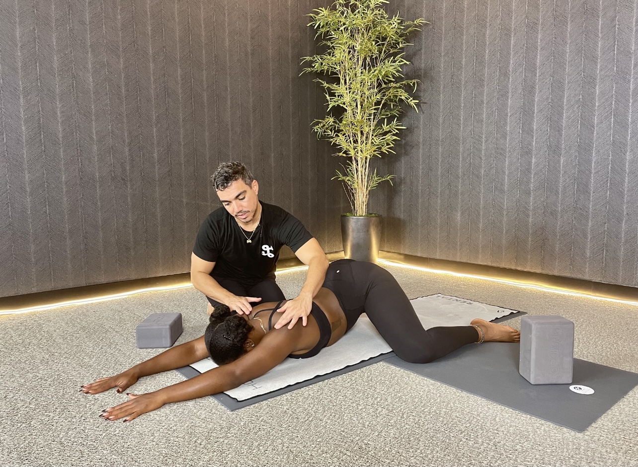 15-Min Lower Back Release with Eddy R