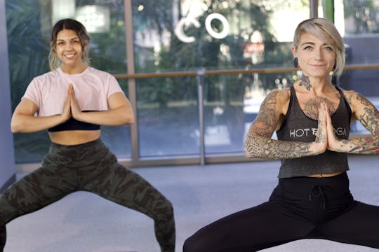 YOGA BARRE - Hot 8 Yoga On-Demand