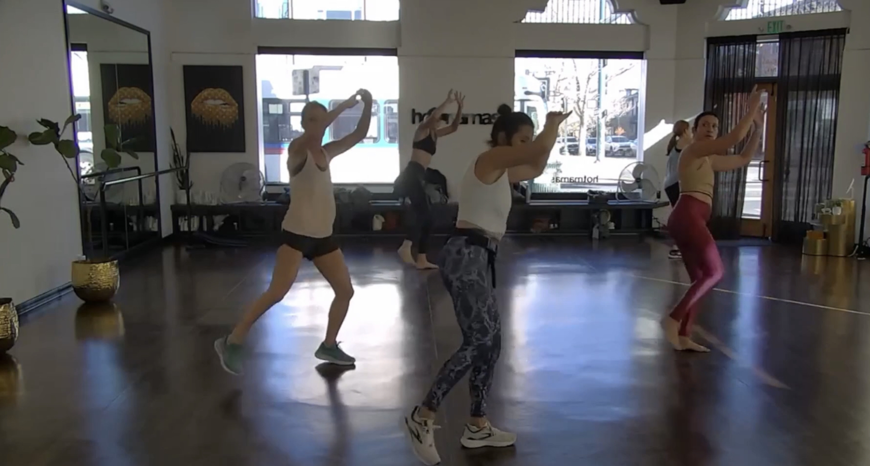 Thu @ 9a Femme w Cari 11/10