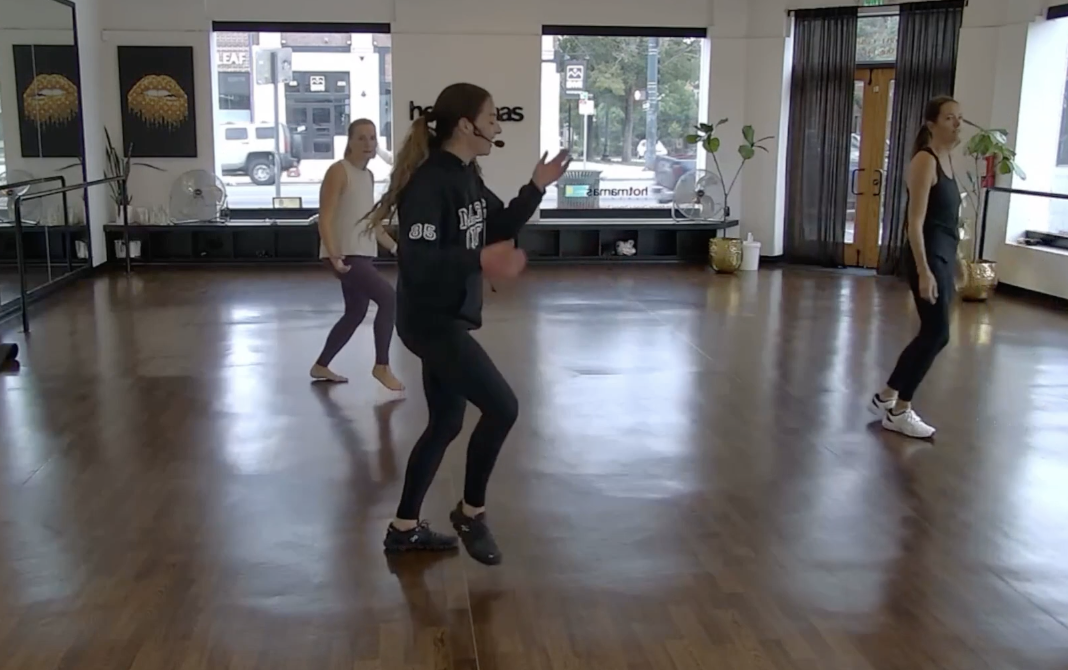 Sexy Sweat w Rebecca 9/21