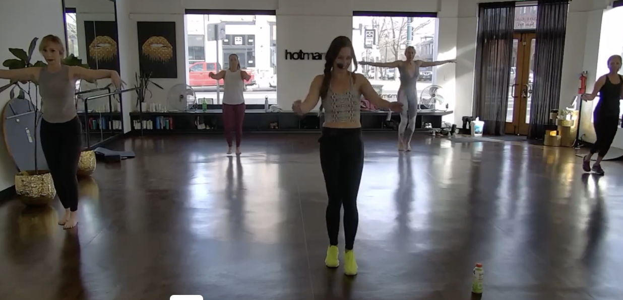 Sexy Sweat w Rebecca 11/23