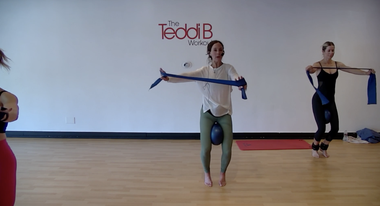 Sculpt w Teddi B