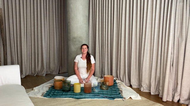 15 Minute Prenatal Sound Bath Meditation for Centering 