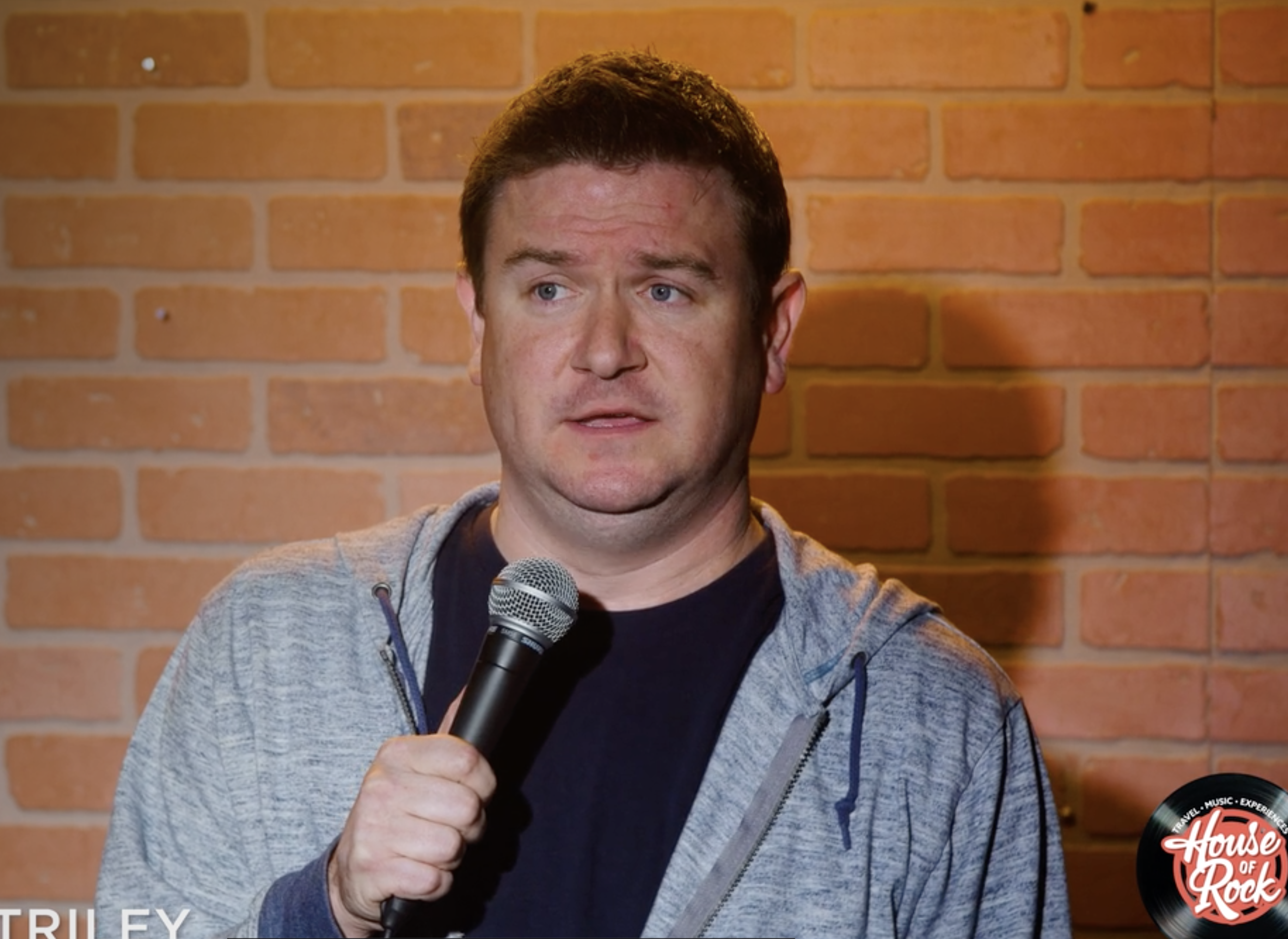 Make You Laugh in 59 Seconds Brett Riley (2)